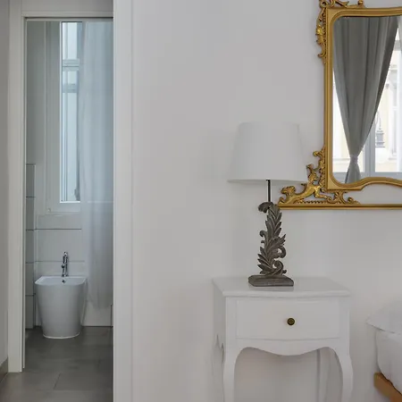 Apartment Casa Strehler, Tra Teatro E Triest