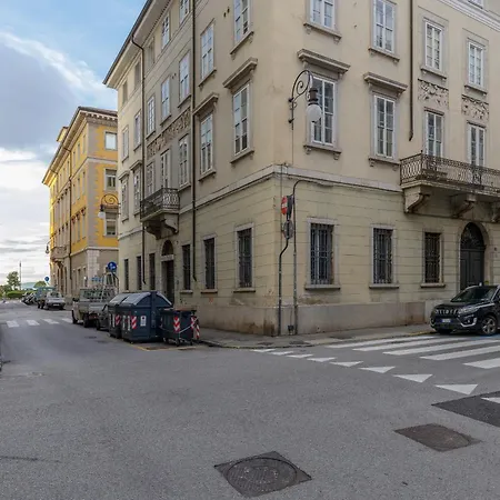 Casa Strehler, Tra Teatro E Apartment Triest